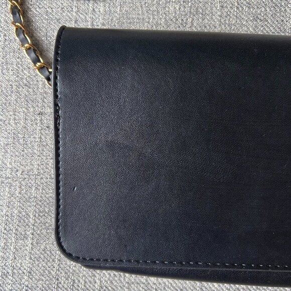 Badgley Mischka black debossed crossbody purse vegan leather - Picture 12 of 16